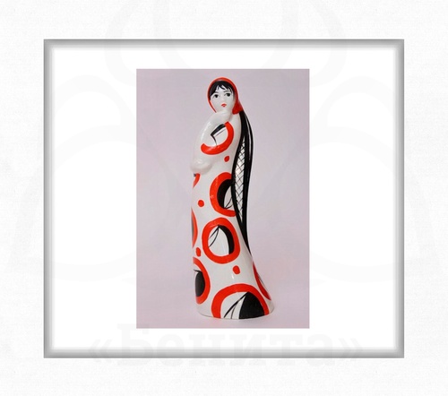 Фарфоровая статуэтка "Девушка в красном платье" купить в салоне Бенита